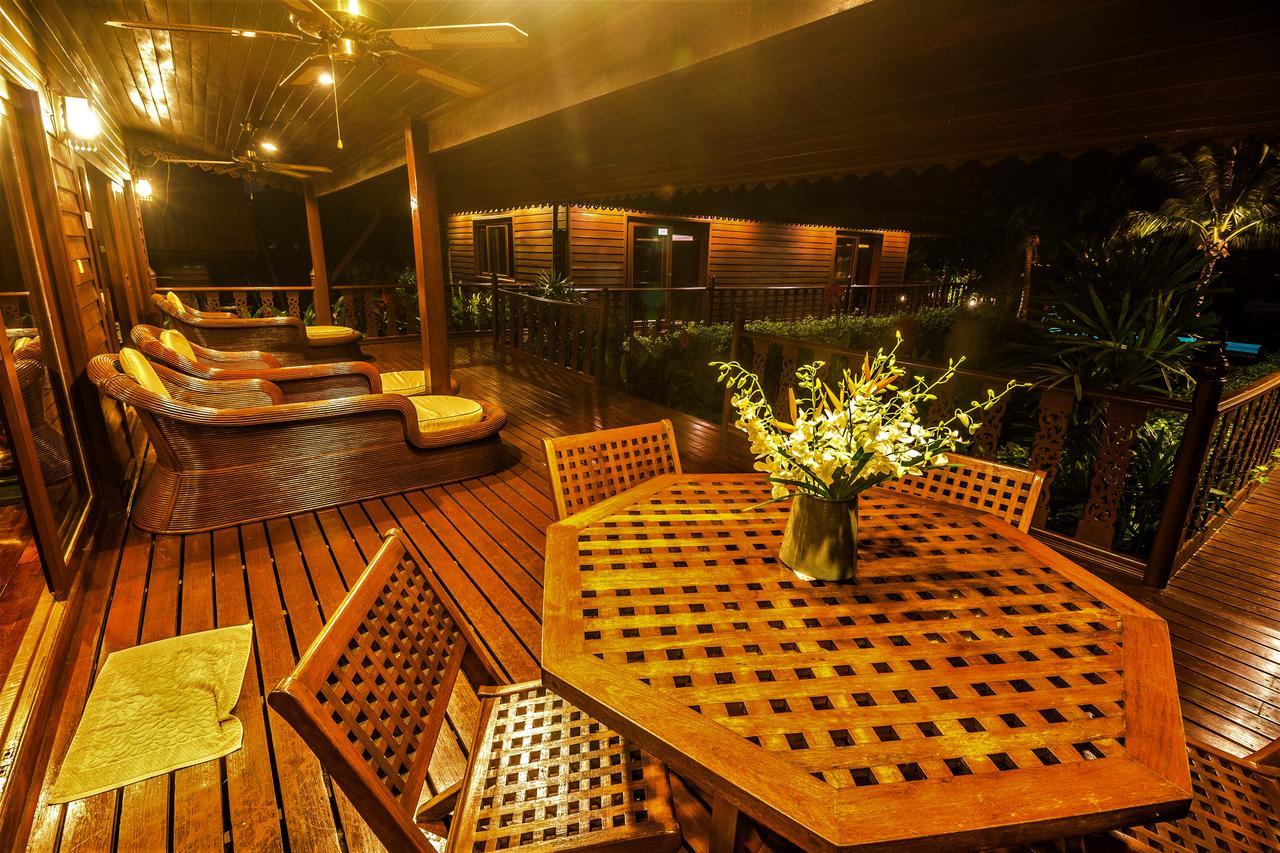 Erawan Villa Hotel Bang Rak Beach  Exterior photo