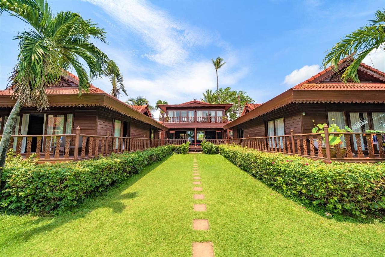 Erawan Villa Hotel Bang Rak Beach  Exterior photo